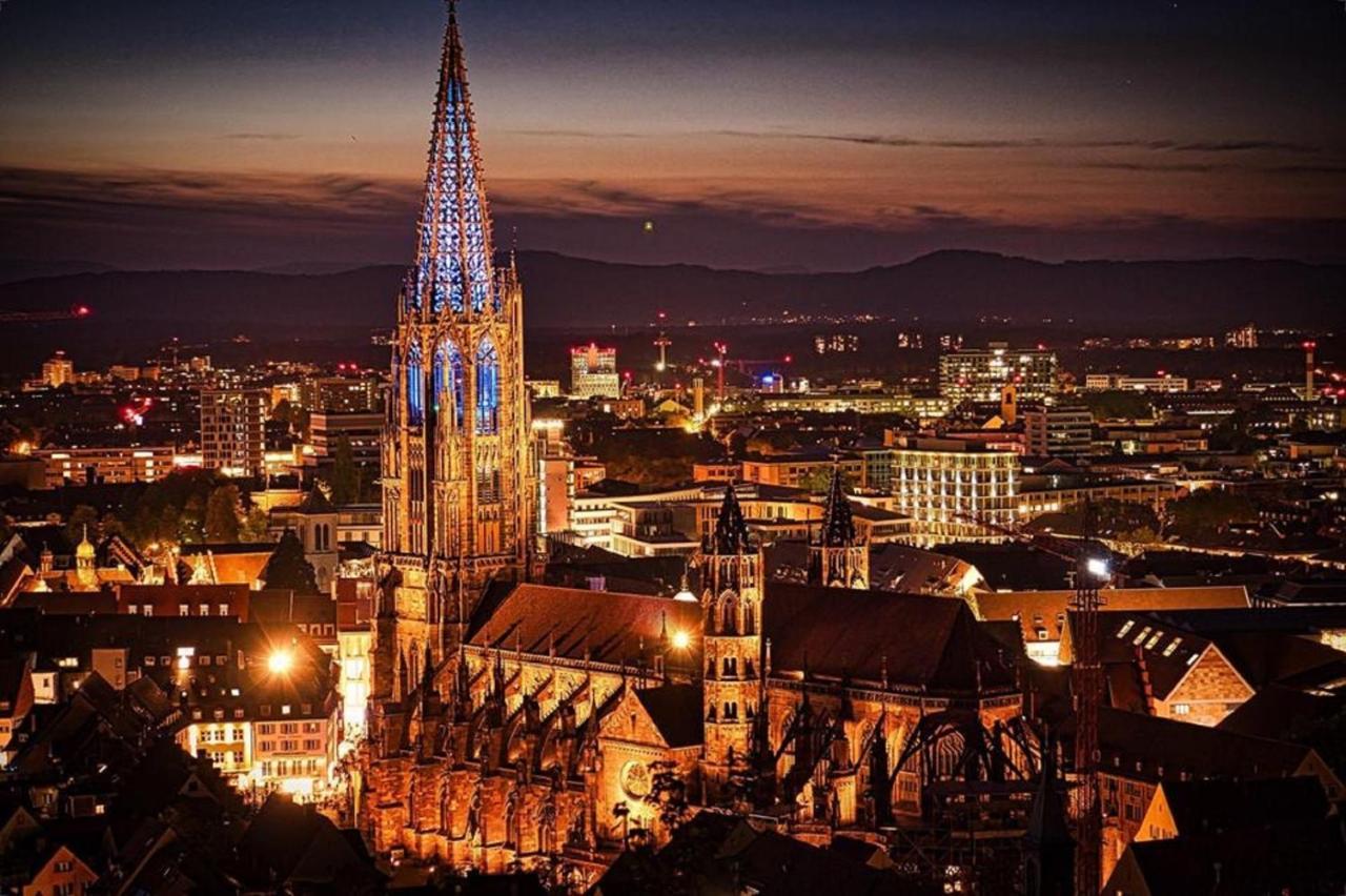 Luxus Apartment Colloseum In Der Stadt Freiburg im Breisgau Eksteriør billede